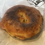 ハグ コーヒー - ハムチーズベーグルサンド 税込500円（R5.12時点）