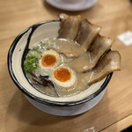 濃厚煮干とんこつラーメン　石田てっぺい - 