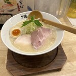 麺や 鶏次と貝次 - 