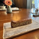 レストラン ナズ - 【ヘーゼルナッツケーキ】★★★