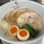 黄金の塩らぁ麺 ドゥエ イタリアン - 