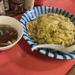 梅香苑 - 海老玉子炒飯　こう来たか⁉︎ 海老ちいさ〜(涙) スープの味が今一つ。香りも良く無いので美味しい店とは言えない