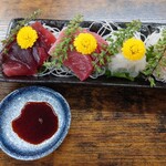 居酒屋 呑兵衛 - 刺身4種（マグロ2種、白エビ、カニ）