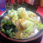 家系ラーメン とらきち家 - 