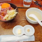 Rosuto Bifuo Ono - ローストビーフ丼定食