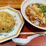 福山サービスエリア(下り線）フードコート - 尾道ラーメン、チャーハンセット