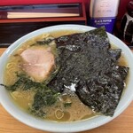 Chibaya - ラーメン中盛
                      麺硬め