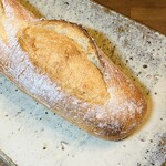 Boulangerie Bonheur - バタール