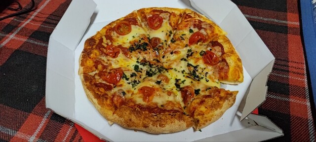 ドミノピザ 秋田新国道店（Domino's Pizza） - 泉外旭川（ピザ）の写真