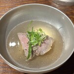 赤坂 鮨大谷 - 牛テール一番出汁のスープ、牛テール真薯、カイノミのロース