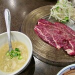 Nikukozou Takumi - 香草野菜と塩ぽん酢でいただく「ツラミ」（牛さんのほっぺた）