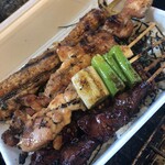 Nikomi To Yakitori No Umai Mise Omochikaeri Semmonten Kishuujiya - 特製焼き鳥弁当