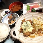 Uedaya - Dランチ１１００円　メインを＋１５０円でチキン南蛮に変更