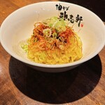 Aburasoba Semmonten Kajiken - 辛ネギ油そば　930円