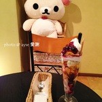 カフェ ドルチェ - お店のおすすめベリーパフェ