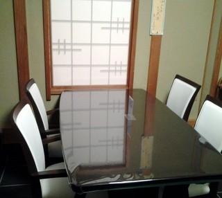 Shintomizushi - テーブル席