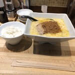 三河ラーメン 日本晴れ - 