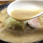 ラーメン拳 - スープの感じ