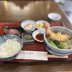 にんじん - 天ぷら蕎麦定食