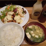 Bomba Kicchin - チキン南蛮定食