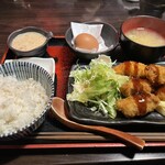 裏神田 自然生村 - 料理写真:カキフライ定食 1,000円