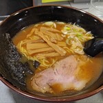 白熊ラーメン - 醤油ラーメン