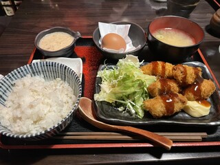 裏神田 自然生村 - カキフライ定食 1,000円