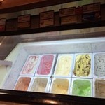 オン ディッシュ - アイスクリームラインナップ2