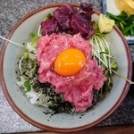 三ちゃん - 令和6年2月 ランチタイム(11:30〜14:00)
まぐろトロ丼定食(おかず一品、みそ汁、漬けもの付) 税込800円