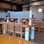 久留米荘 津福店 - 店内