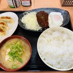 大衆食堂 半田屋 - 