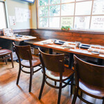 創作酒場 串カツ COCORO - テーブル