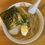 ラーメンだるまや - 味噌ラーメン 900円
            2024年2月15日