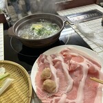 岩津屋 - 