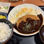 Kajiyabunzou - 週替わり定食　特大メンチカツ定食