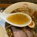 中華そば まるき - 雑味の無いスープ