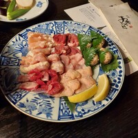 焼鶏あきら 中目黒本店 - 焼鳥(七輪で焼く)