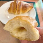 La Brioche - バターがたっぷり入っていてとろける贅沢！もっちりとした塩バターロールでエナジーチャージ♥️