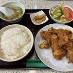 中国料理 山丁 - 唐揚げ定食