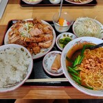 龍鳳園 - 油淋鶏定食　1200円 （担担麺）
