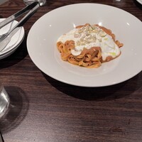 GARB Tokyo - ディナーのパスタ。上にとろっとしたチーズが乗ってておいしかったです。(写真では伝わらないですが、、)