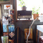 かねよ食堂・カフェ・アートスタジオ - 