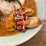 キッチン アンド カリー - いちごと鯖のカレー♥︎︎