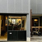 播磨珈琲焙煎所 - お店構え全体✨️右に私の可愛い相棒自転車も一緒にパシャリ(≧∇≦)（笑）✨️