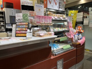 ドトールコーヒーショップ - 店内一部①