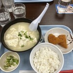 空港食堂 - 米、、｡ﾟ(ﾟ´Д｀ﾟ)ﾟ｡