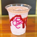 Randc cafe - STRAWBERRY FRAPPE　¥600‐