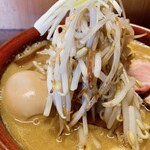 味噌っ子 ふっく - 味玉味噌らーめん・もやし大盛り、1,100円。