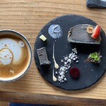 カフェレストラン 彦六又十郎 - 