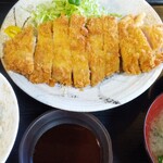 キッチンたうち - とんかつ定食